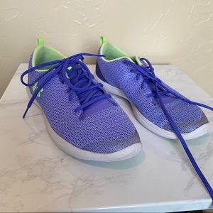Youth 5.5 Under Armour Shoes